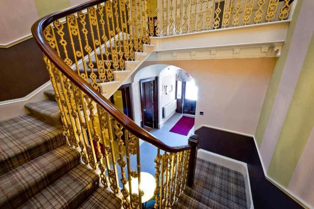 4* Parklands Hotel