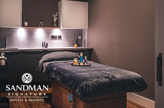 Sandman Signature Aberdeen Hotel