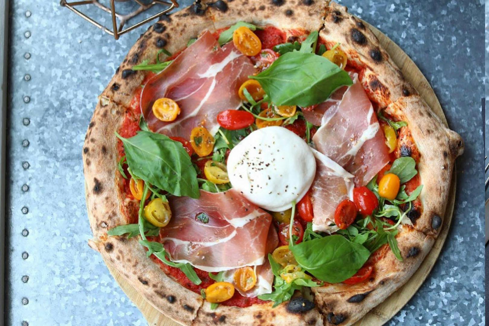 Luci's Restaurant & Cocktail Bar