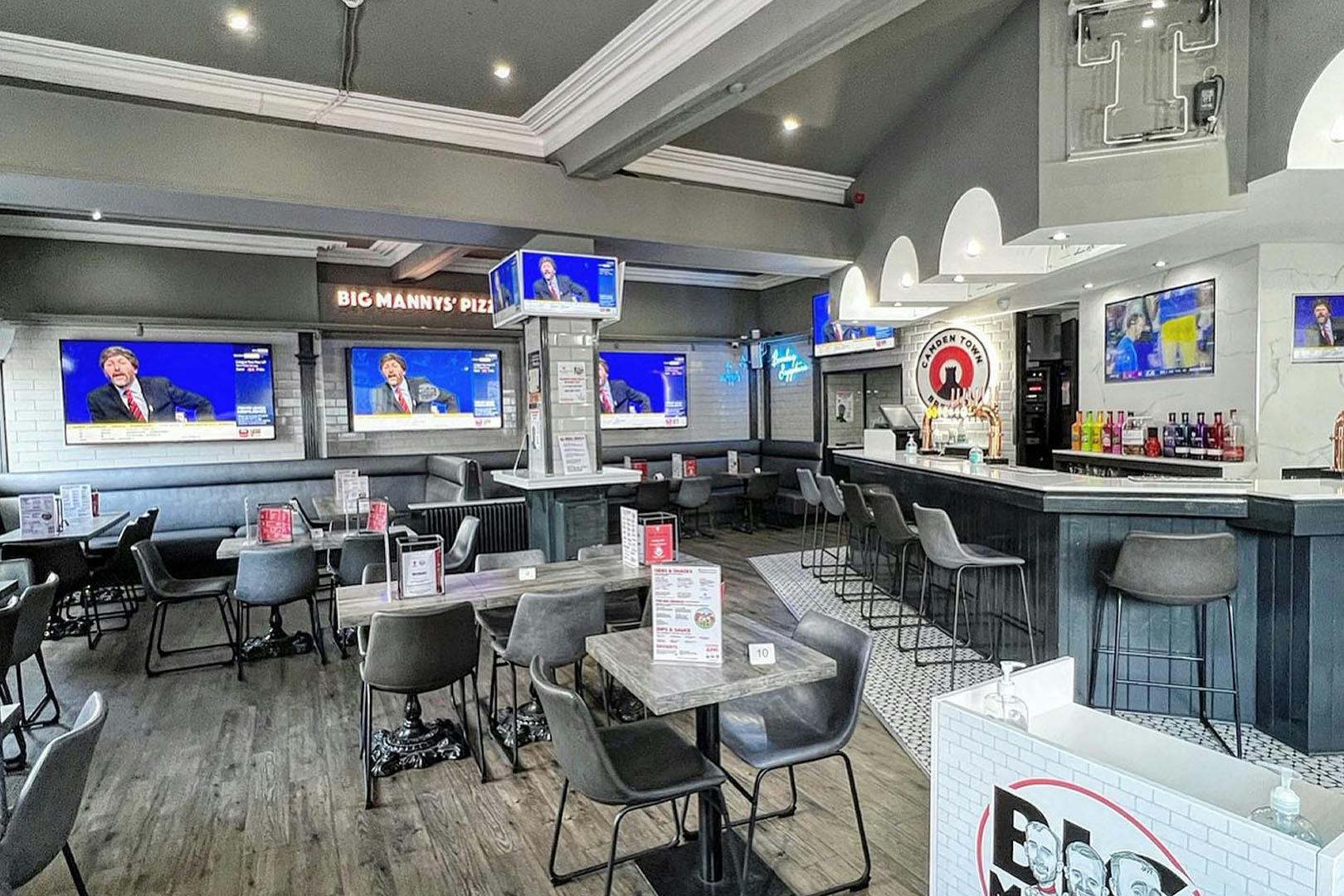 Big Mannys @ The Adam Lounge dining