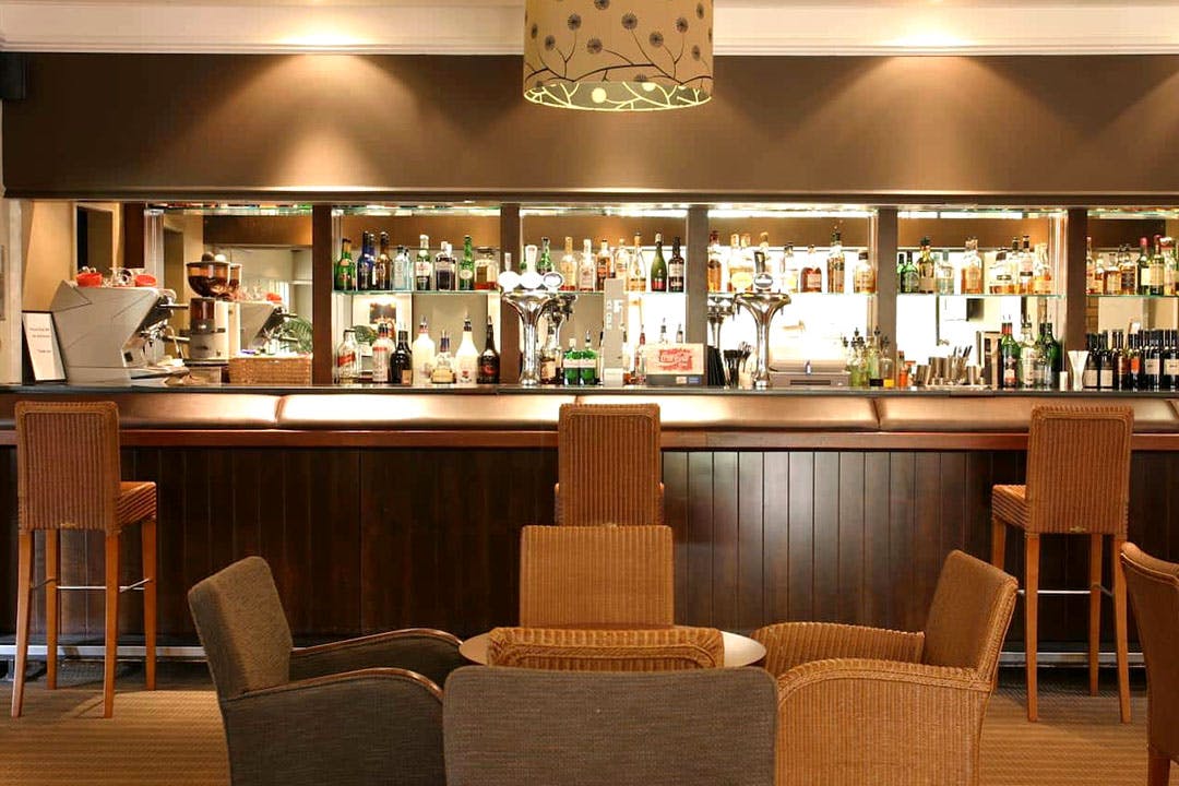 Eight Acres Hotel & Spa