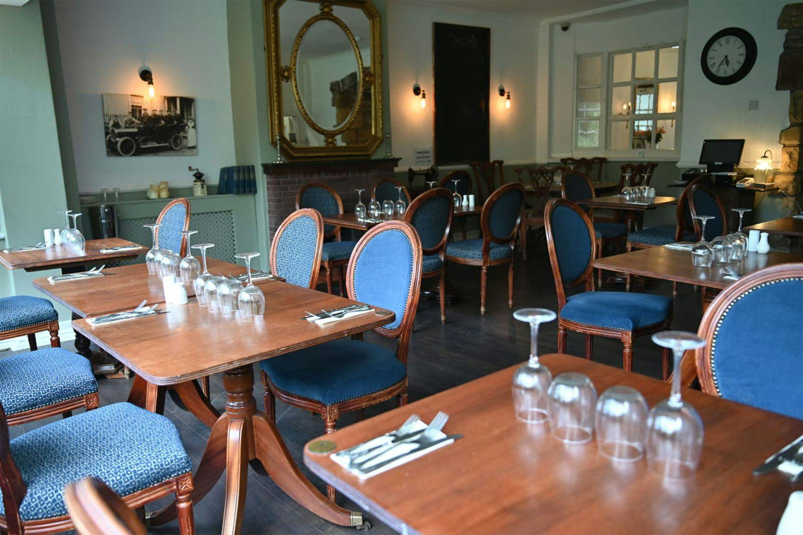 Blue Bell Hotel