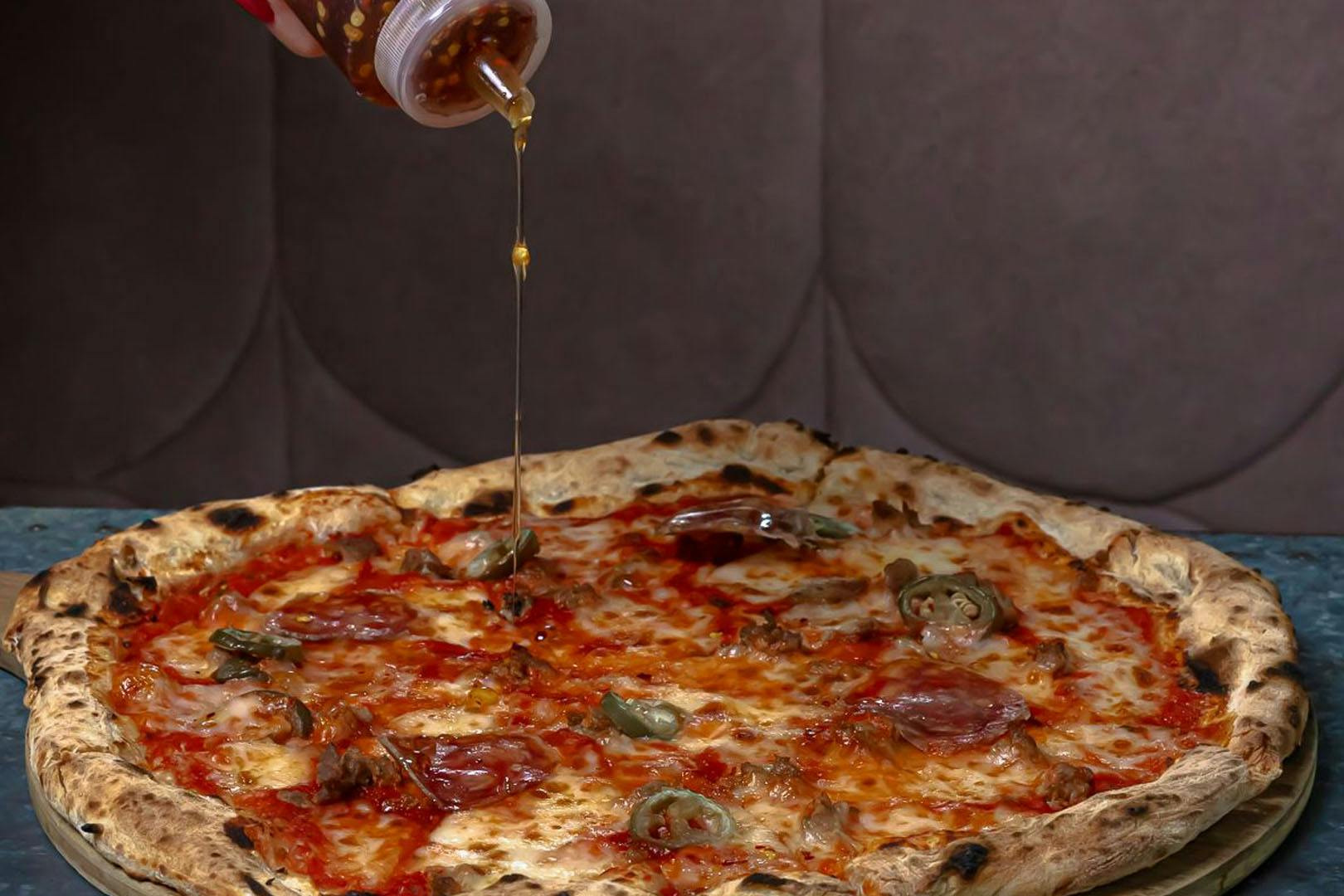 Luci's Restaurant & Cocktail Bar