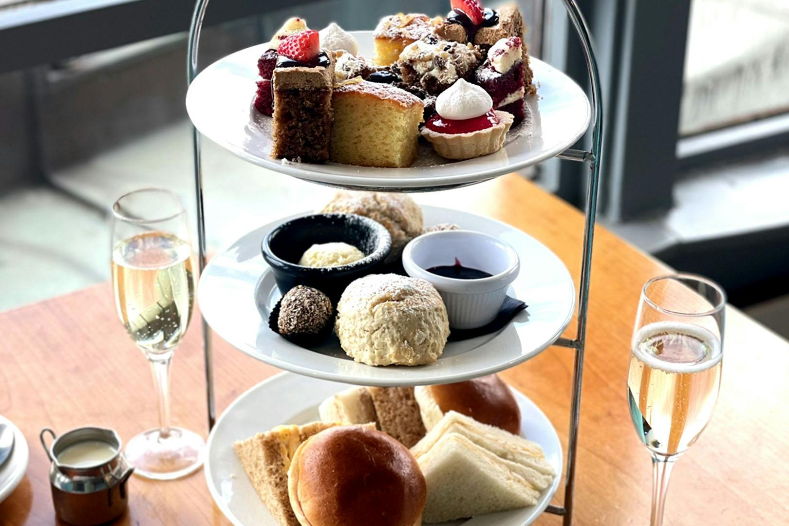 Carlton George Hotel