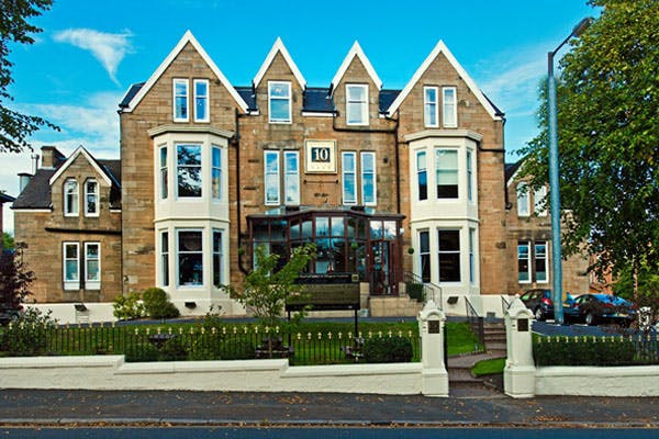 Number 10 Hotel