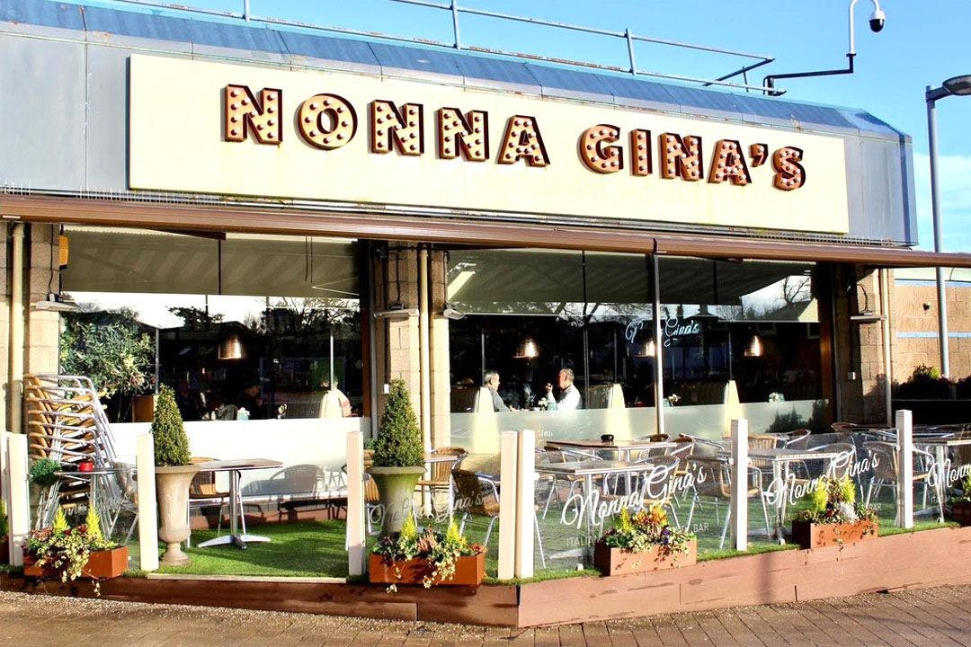 Il Pavone / Nonna Gina's