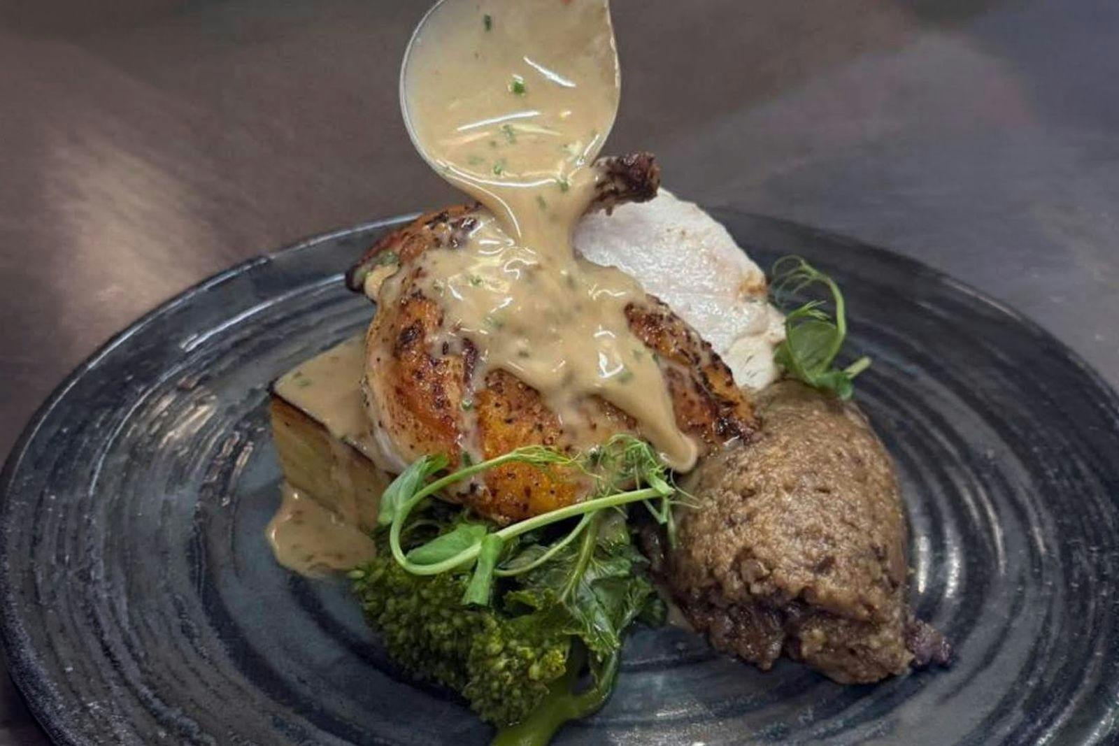Porters Bar and Restaurant