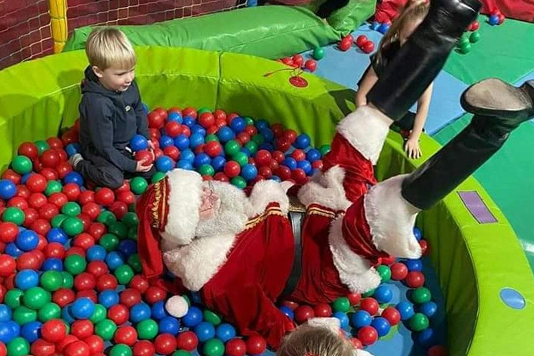 Lunch & Play with Santa
