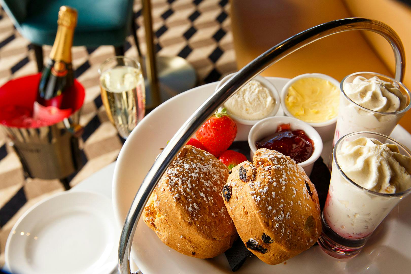 Mercure Edinburgh City - Princes Street Hotel