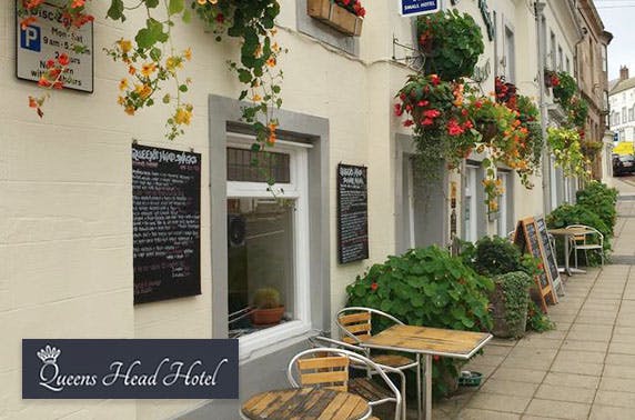 Queens Head Hotel