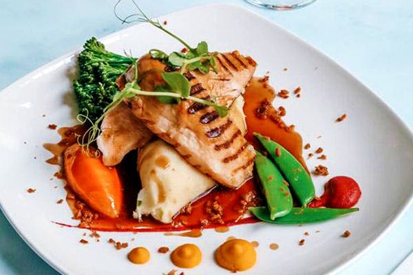 Metropolitan Bar and Restaurant