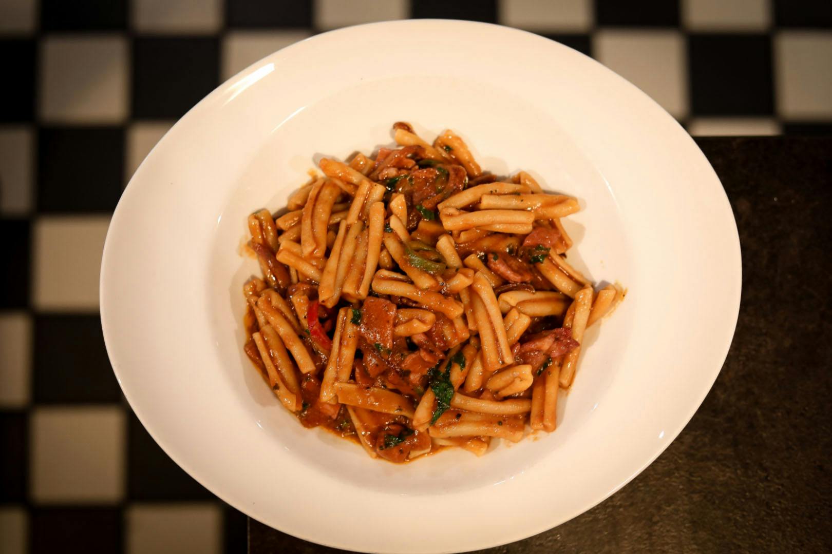 Il Pavone / Nonna Gina's