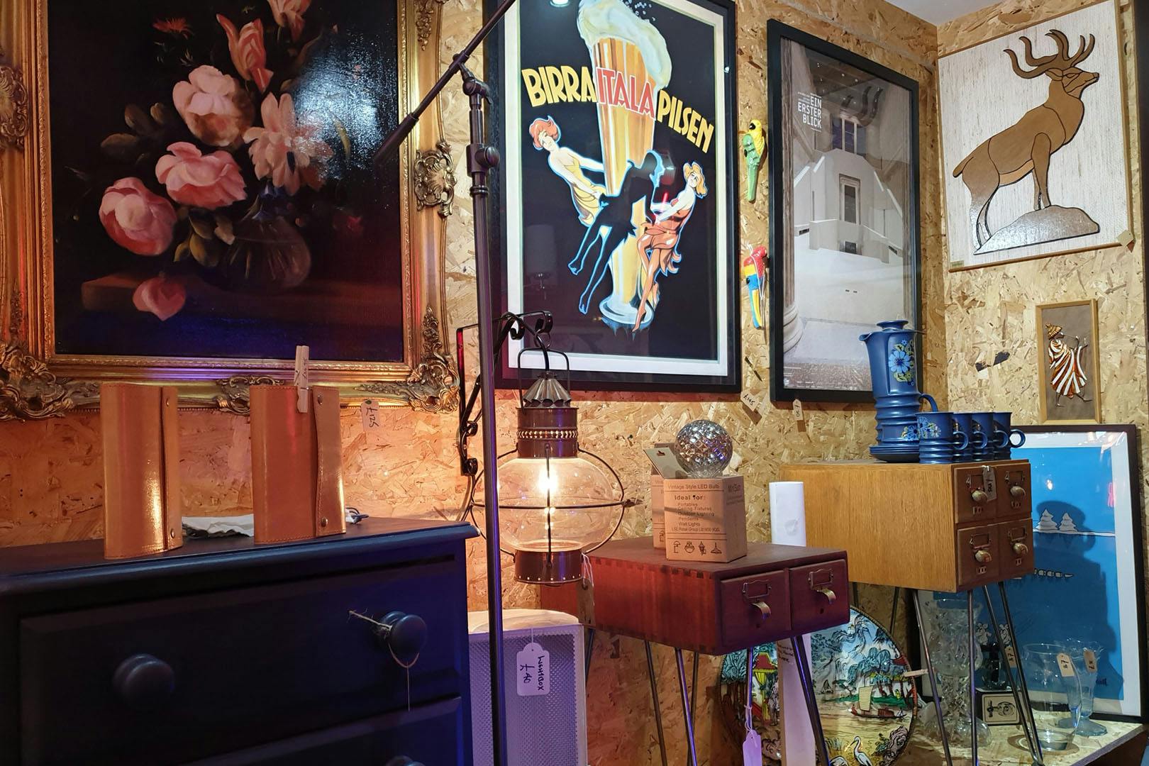 Dukes Bar
