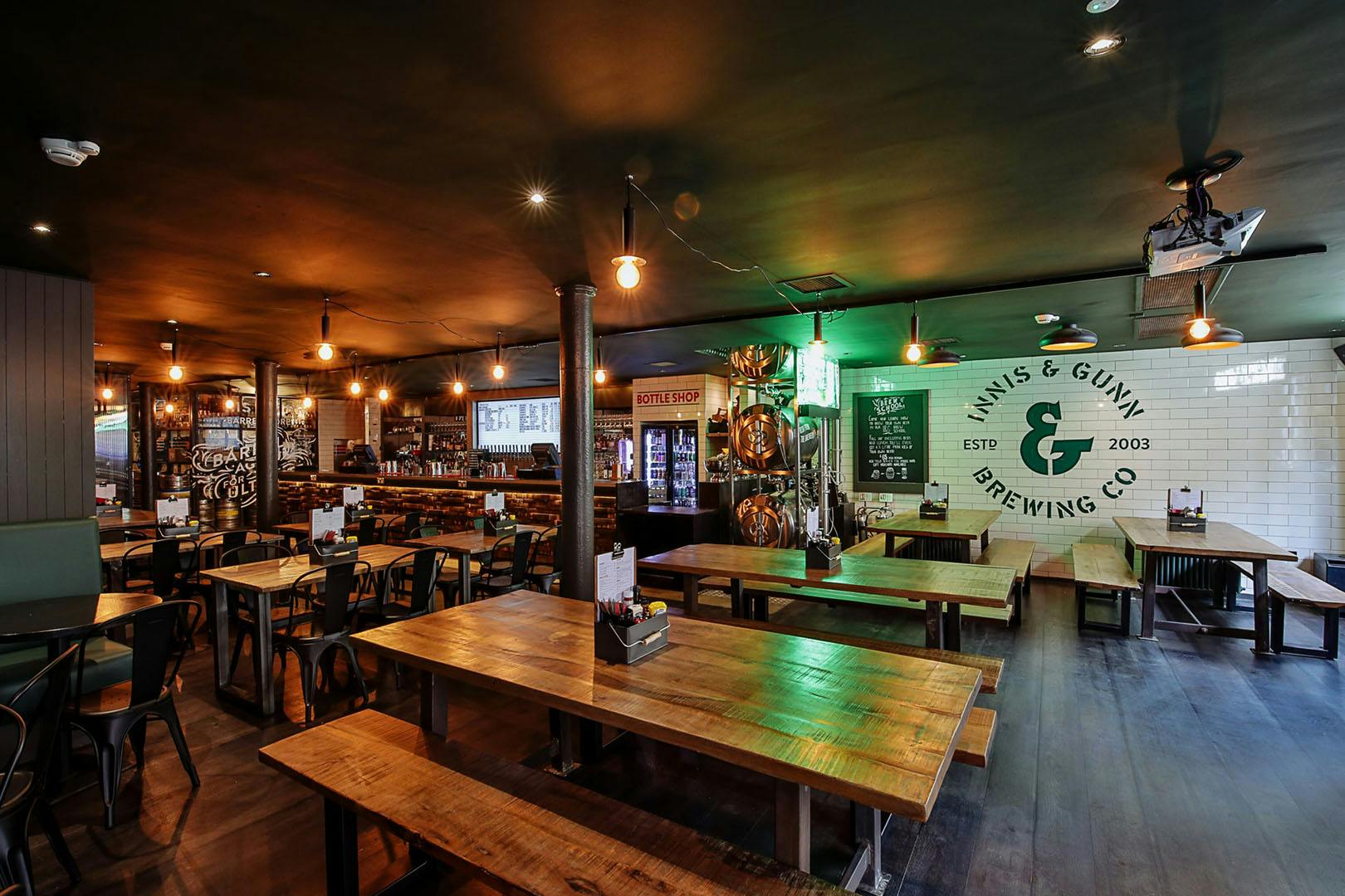 Innis & Gunn Brewery Taproom, Glasgow