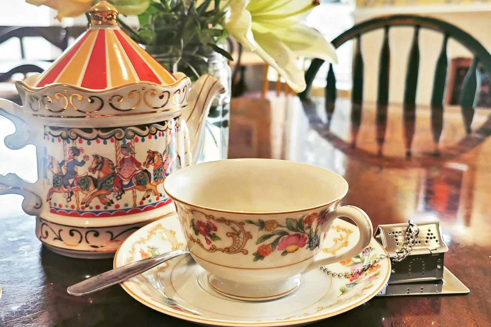 The Hidden Teahouse