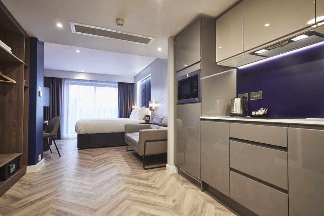 Roomzzz York City