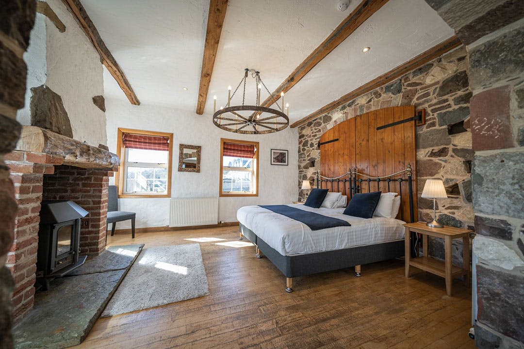 The Oak Tree Inn