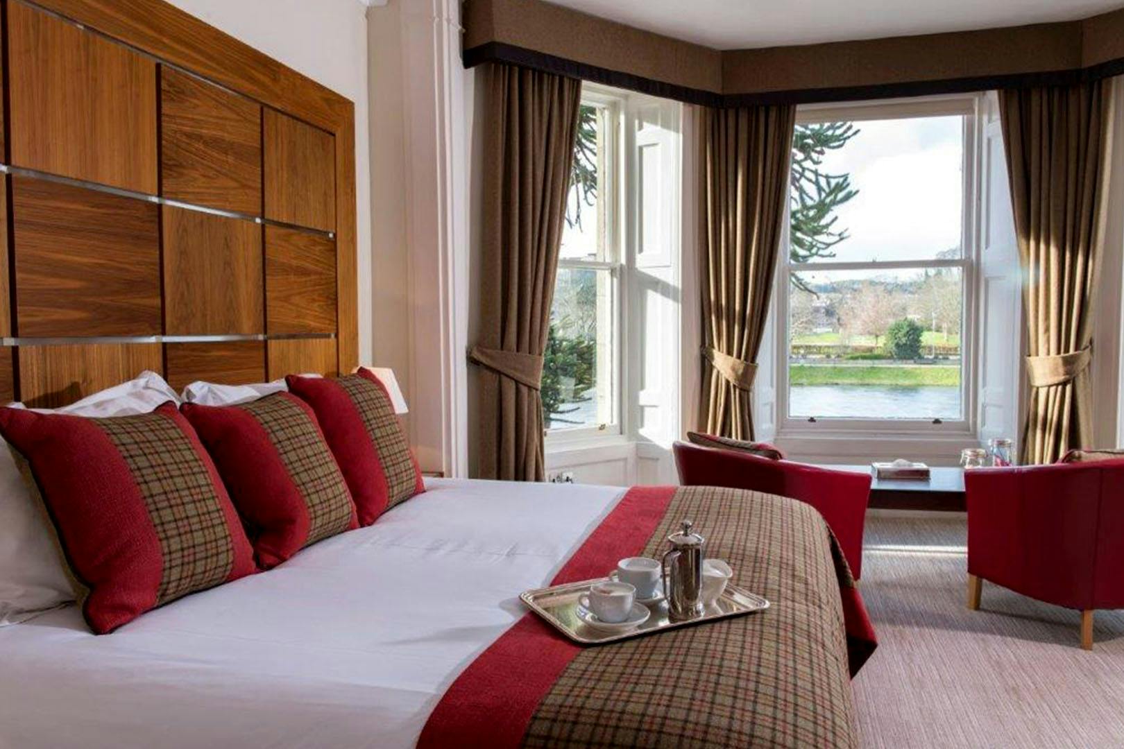 4* Glenmoriston Townhouse Hotel