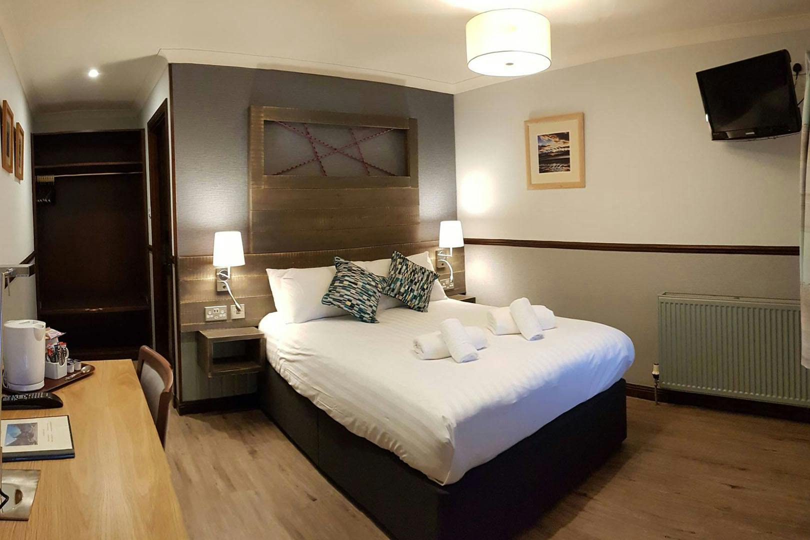 Award-winning Clachaig Inn