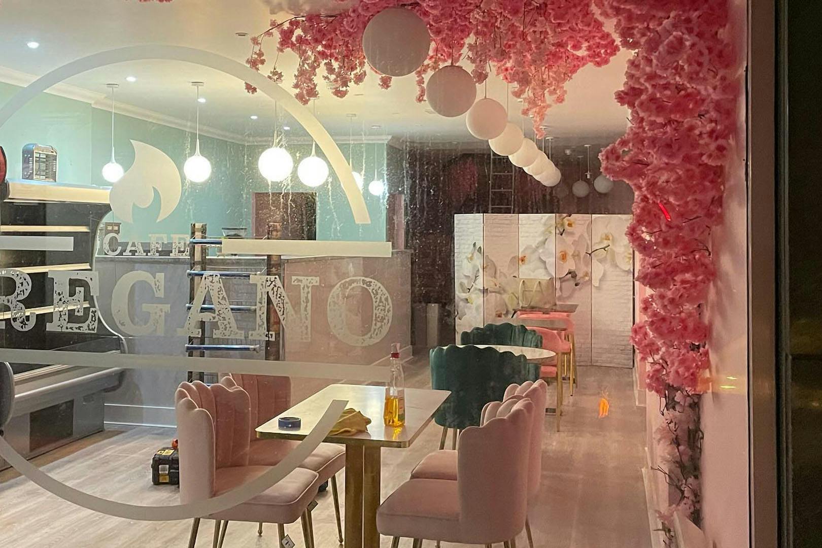 Cafe Oregano