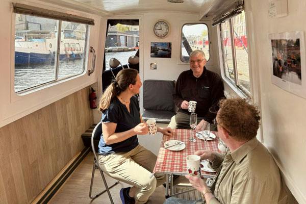 Re-Union Canal Boats
