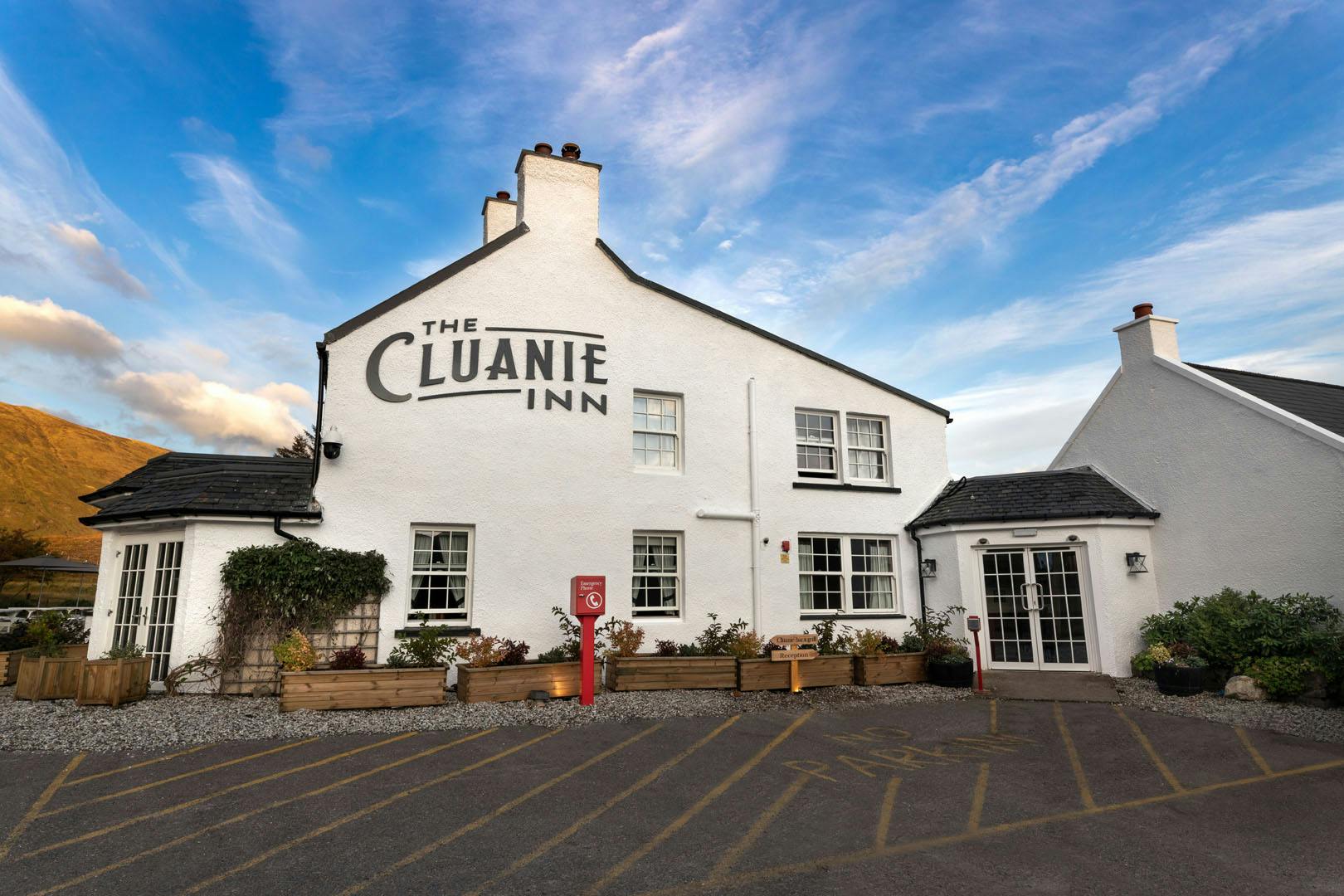 The Cluanie Inn