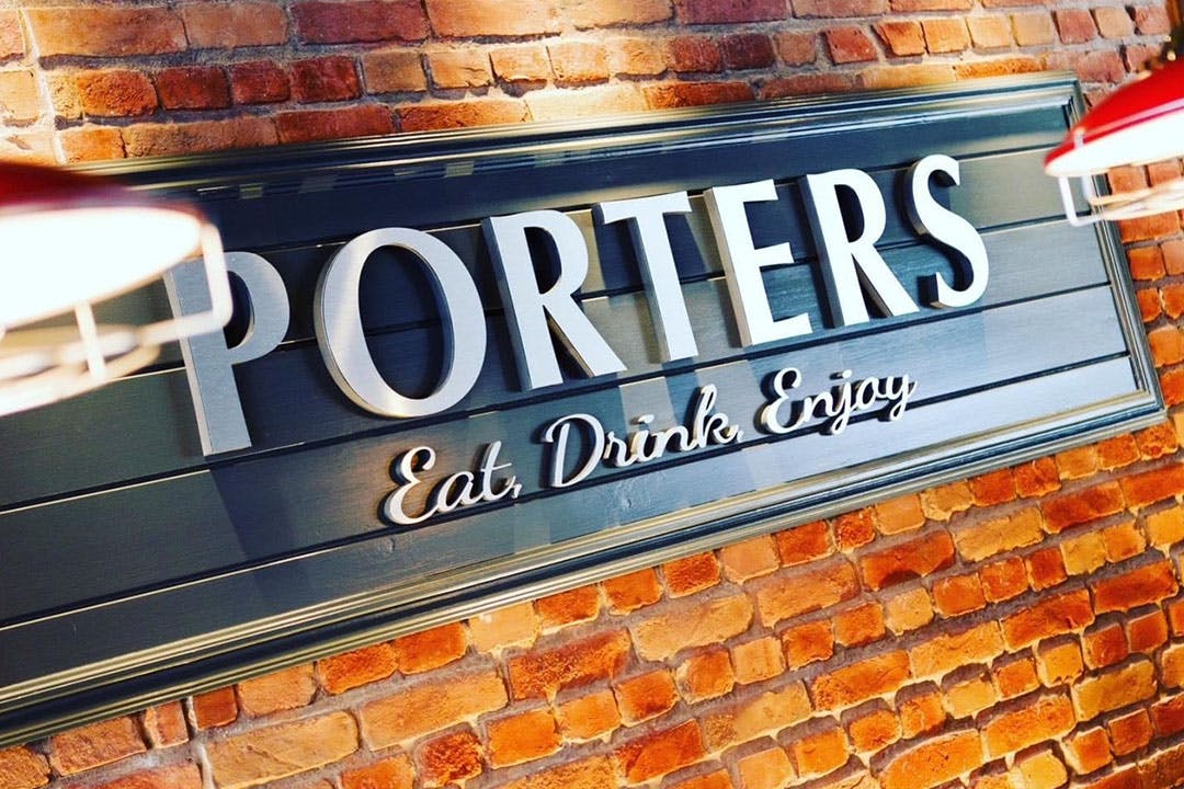 Porters Bar & Restaurant