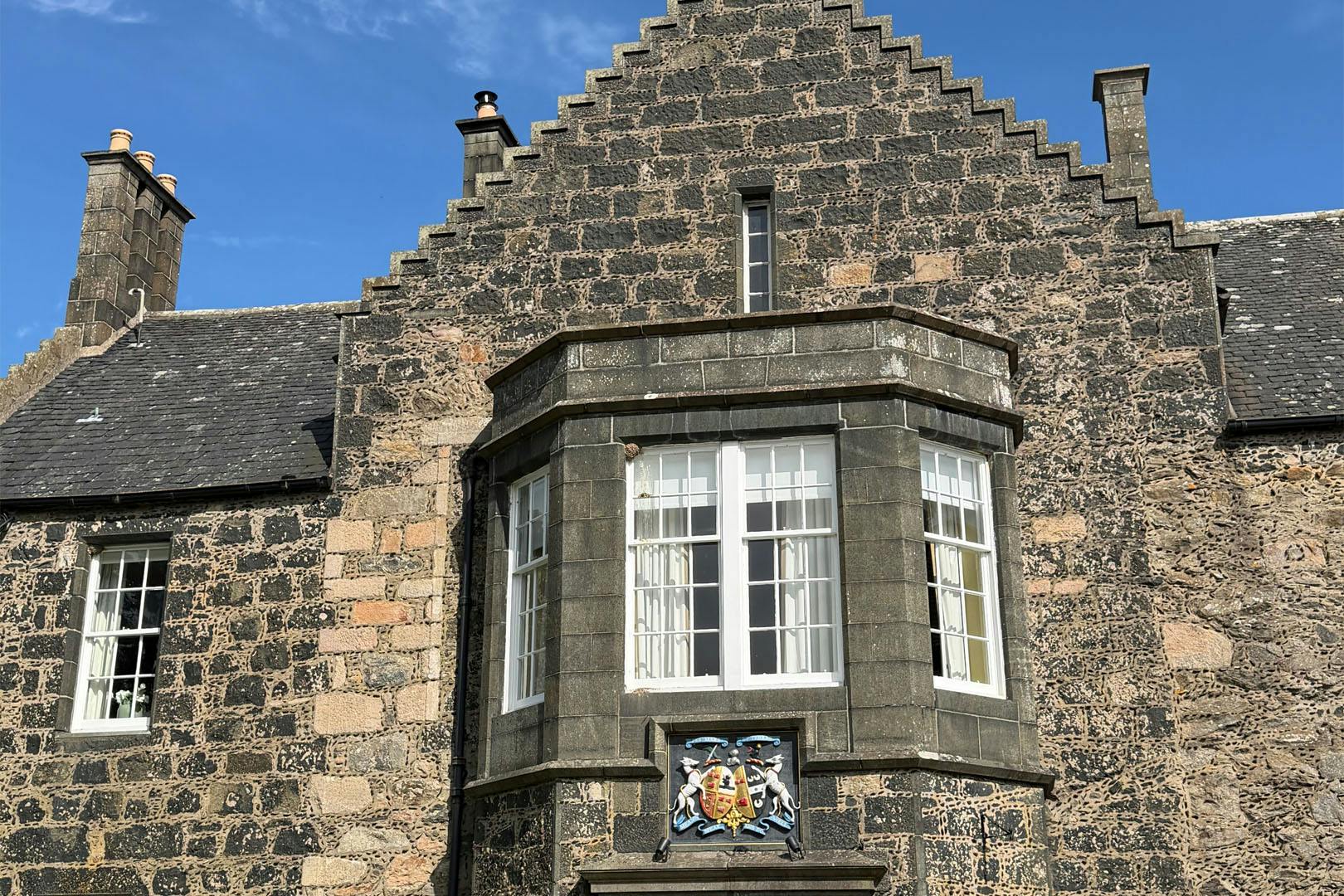 4* Meldrum House