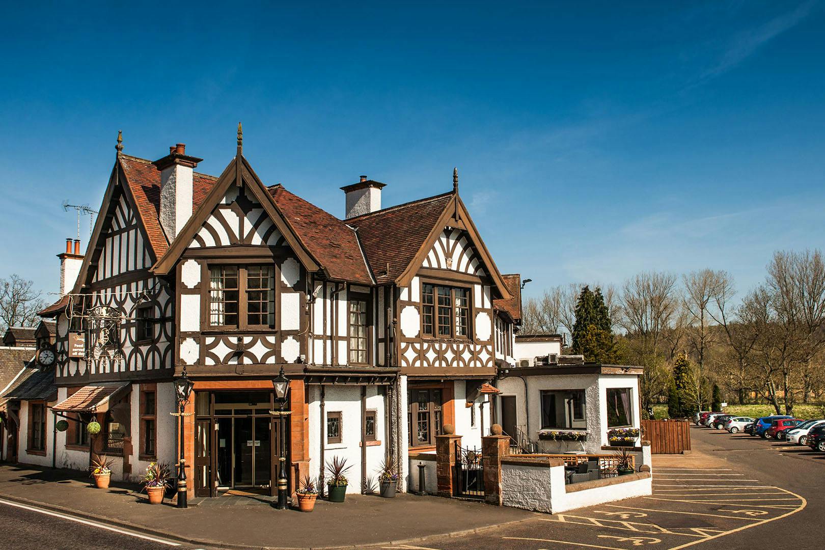 The Popinjay Hotel