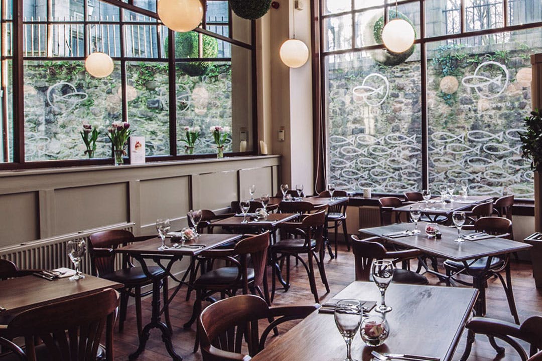 Moonfish Café
