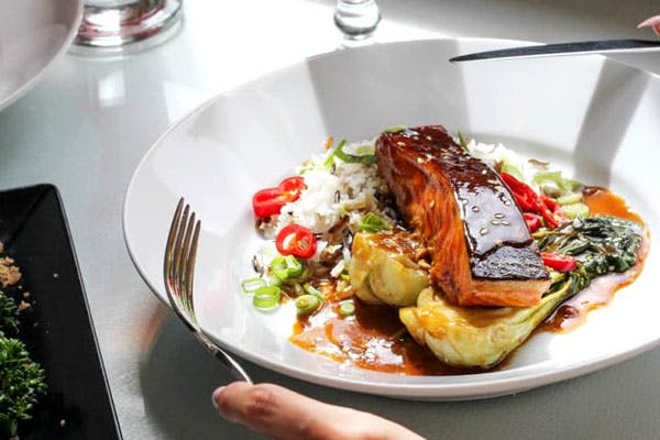 Metropolitan Bar and Restaurant