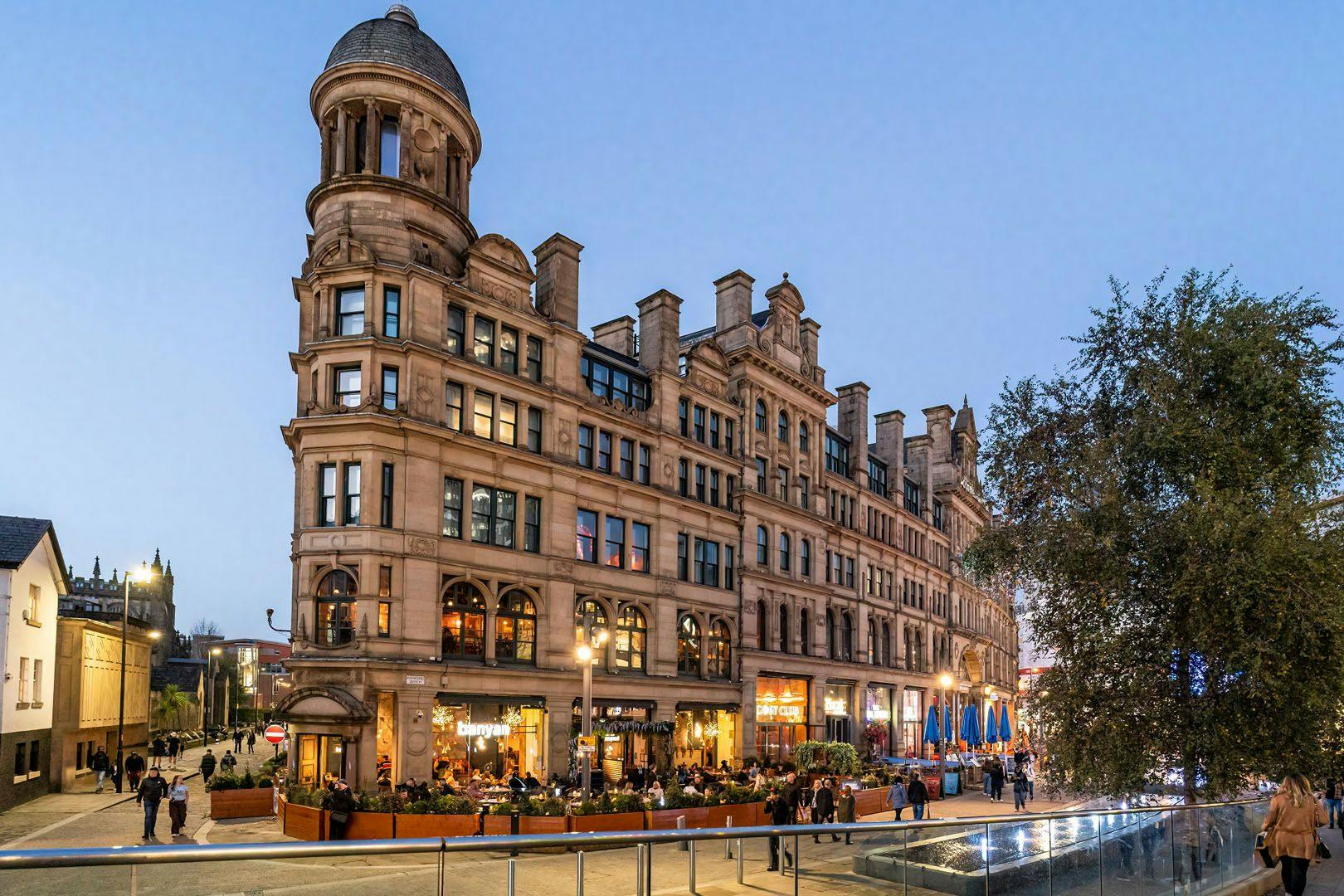 Roomzzz Manchester Victoria