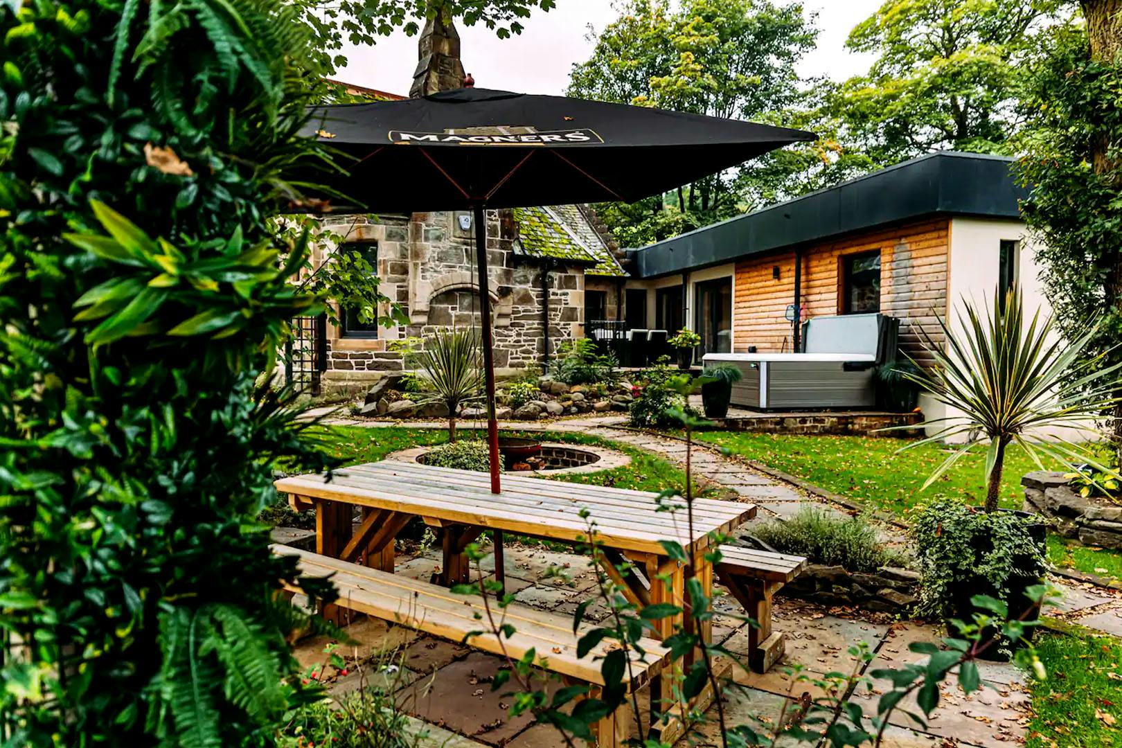South Lodge