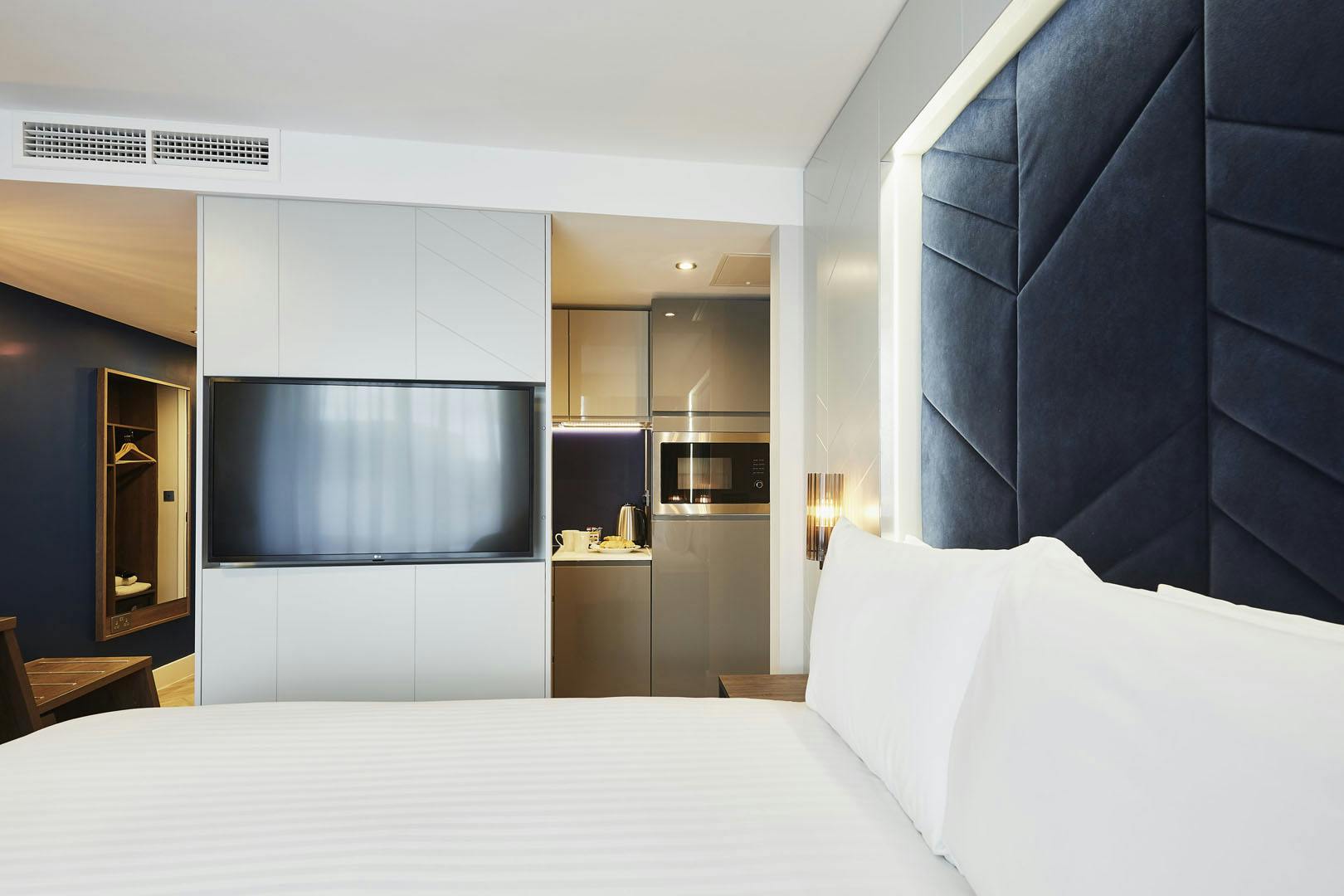 Roomzzz Newcastle
