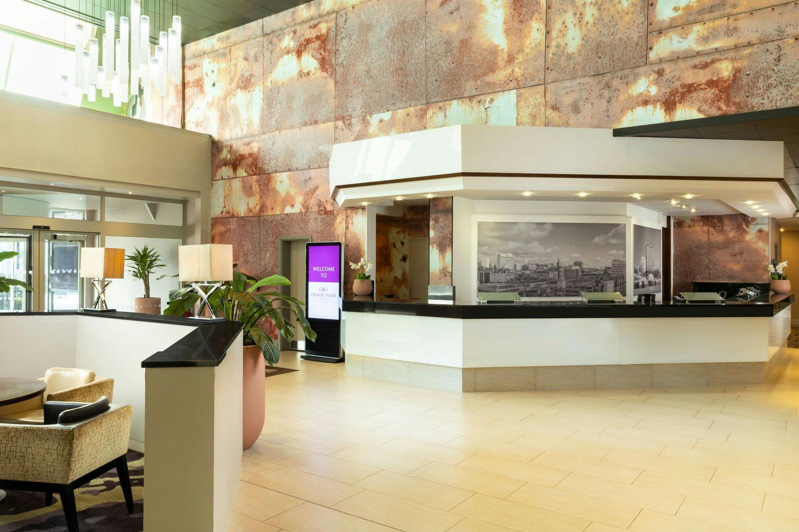 4* Crowne Plaza Glasgow