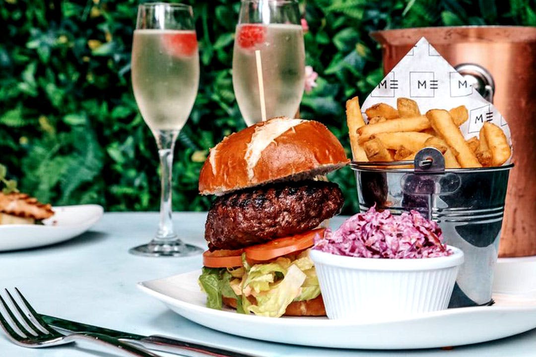 Metropolitan Bar and Restaurant