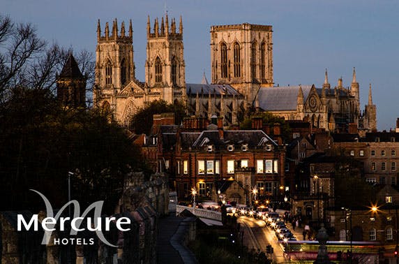 Mercure York Fairfield Manor Hotel