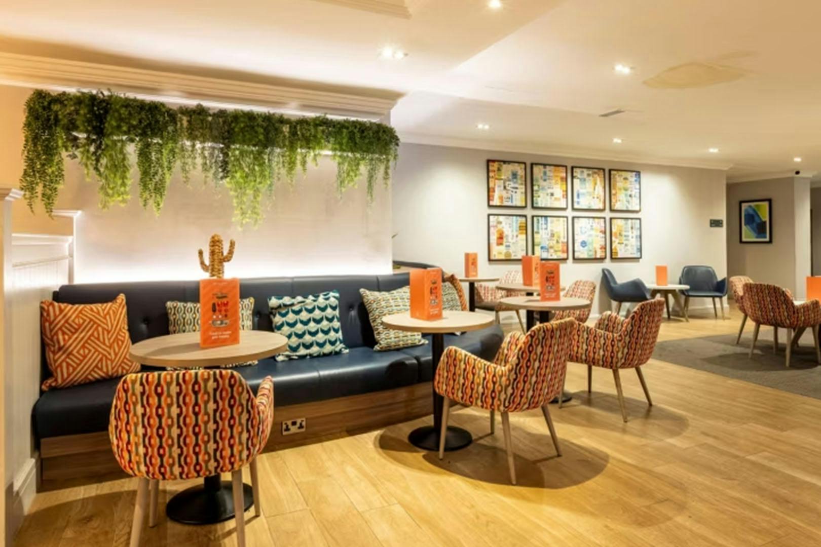 Holiday Inn Glasgow Airport