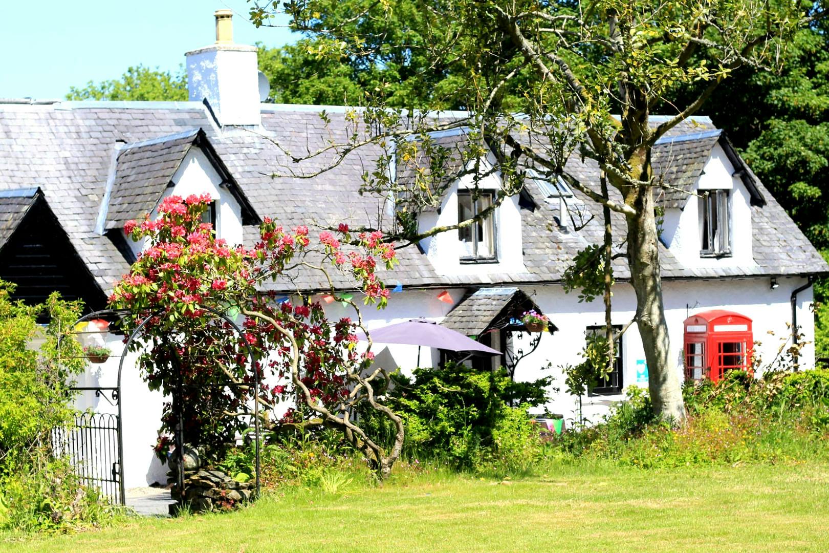 Ardeonaig Hotel & Restaurant