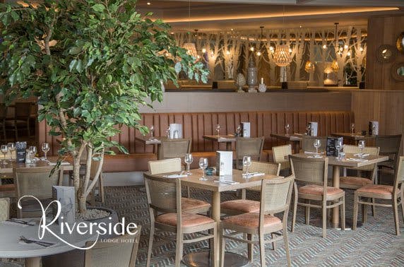 Riverside Lodge Hotel
