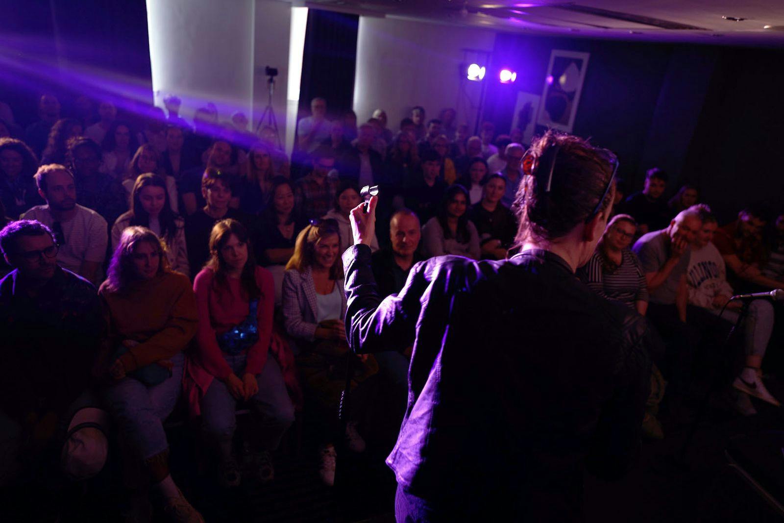 2 Truths, 1 Lie at the Fringe