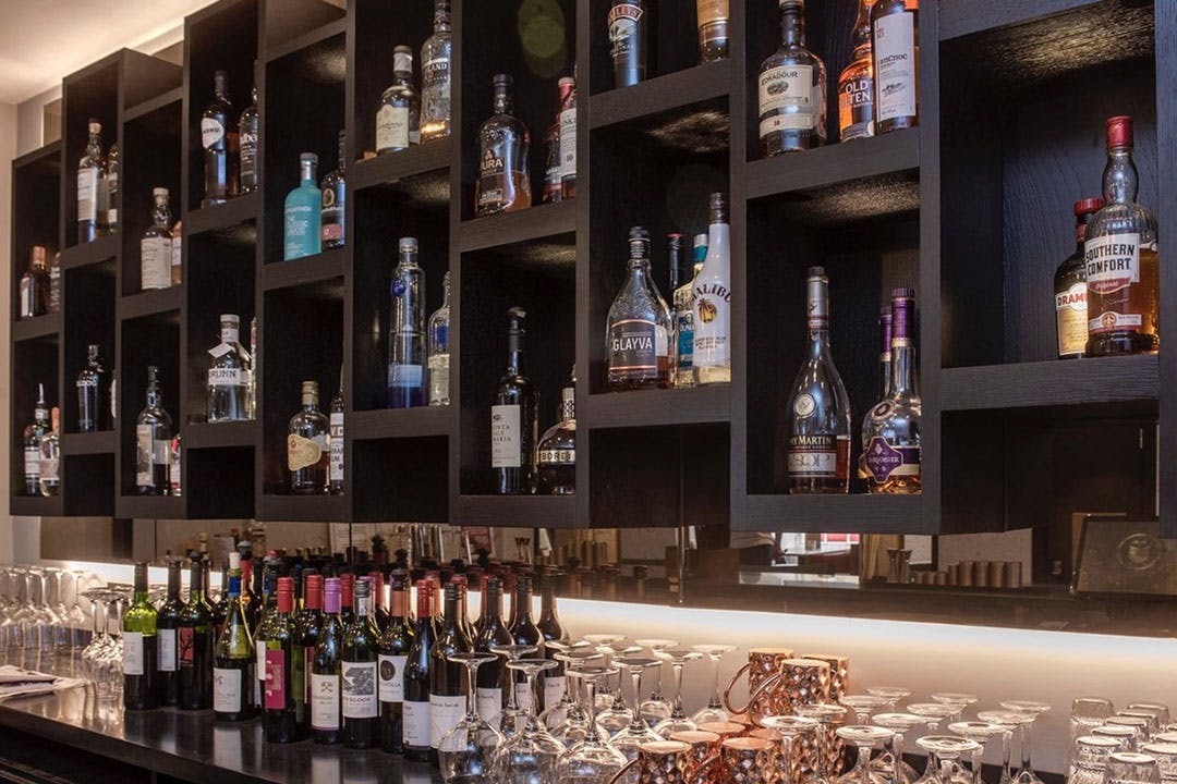 Ten Hill Place Hotel