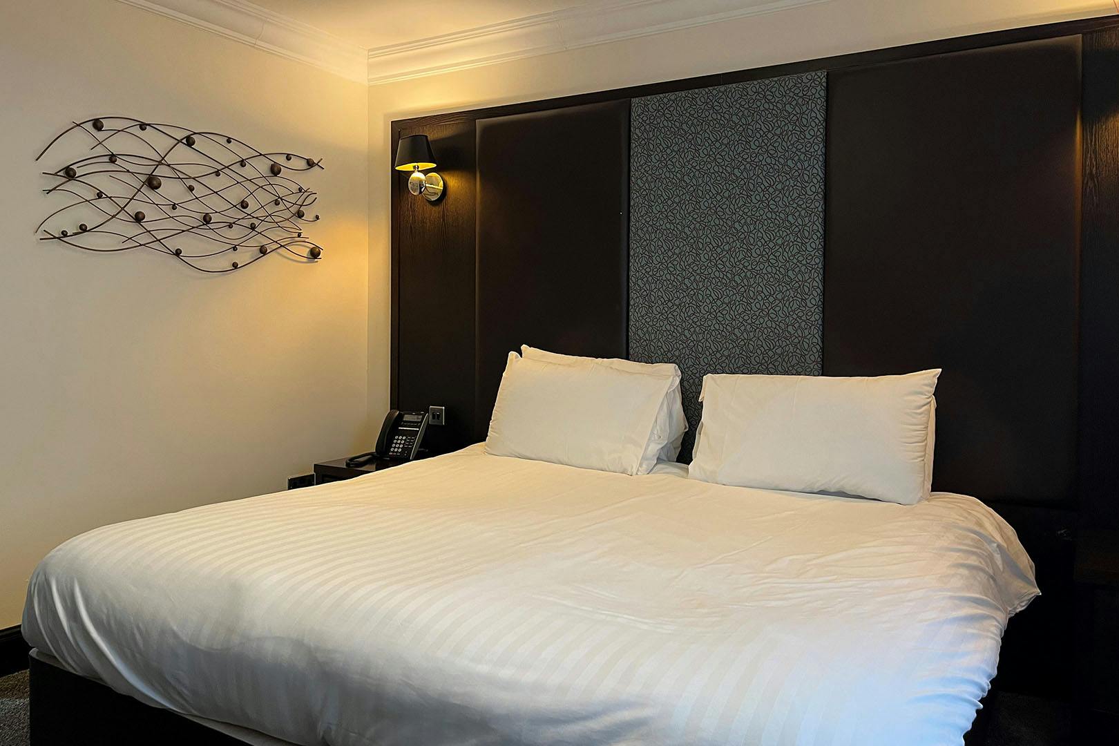 The Popinjay Hotel