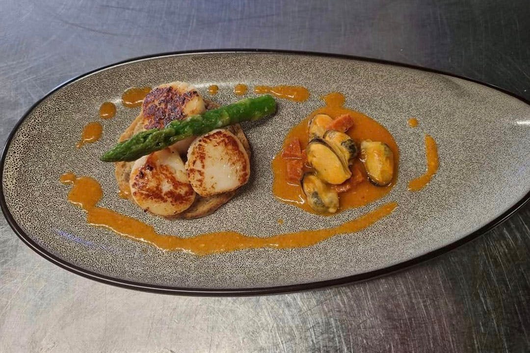 The Upper Largo Hotel & Restaurant