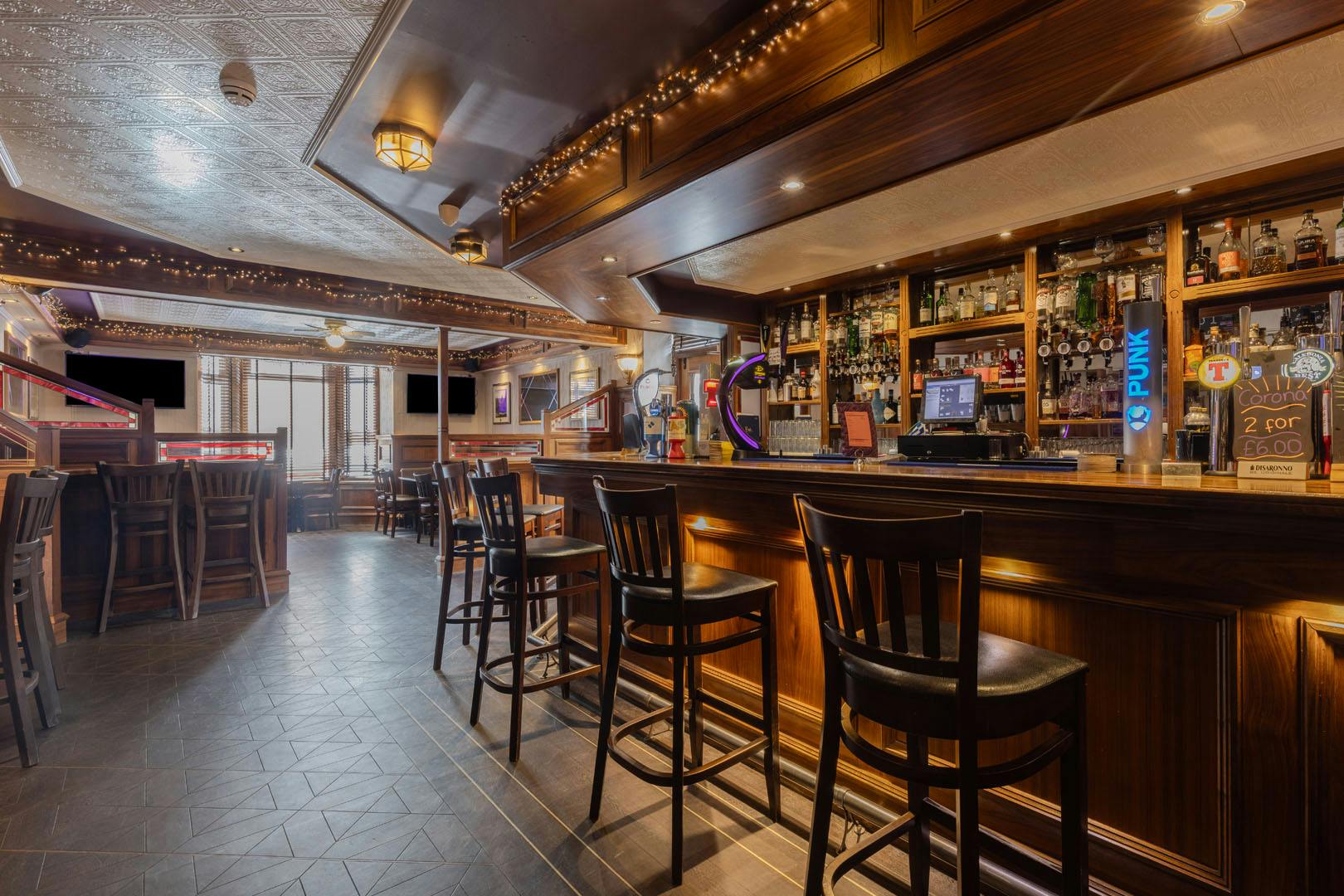 New Inn Hotel