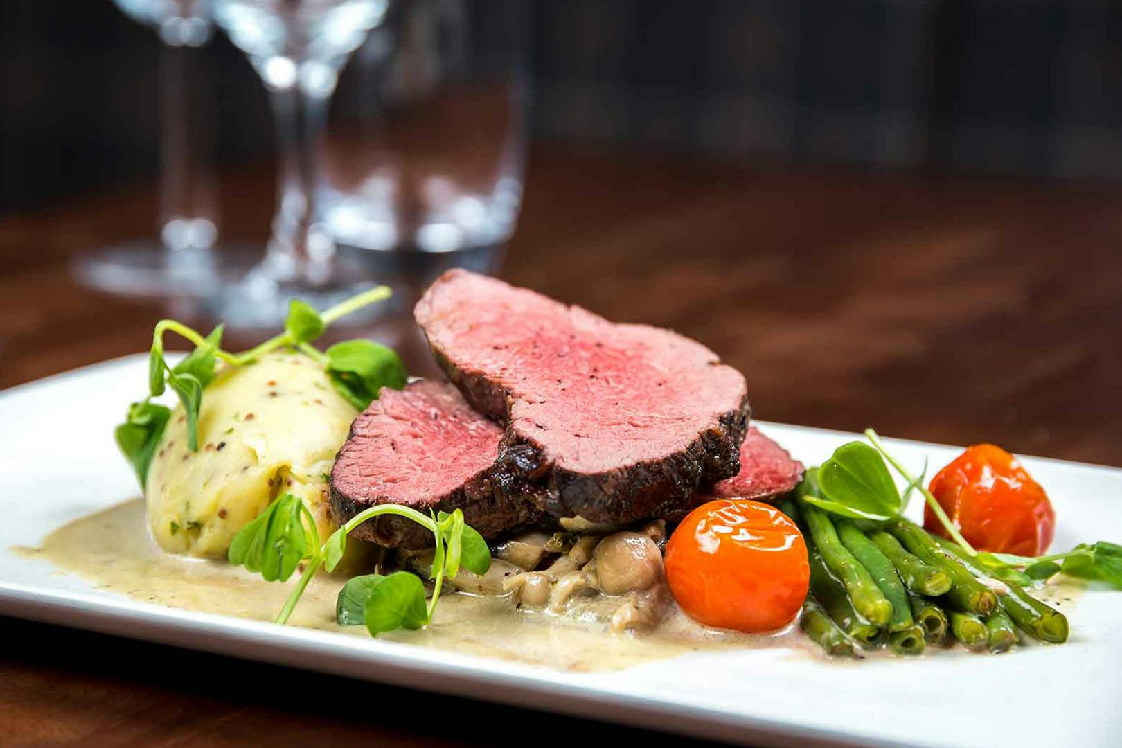 Porters Bar and Restaurant