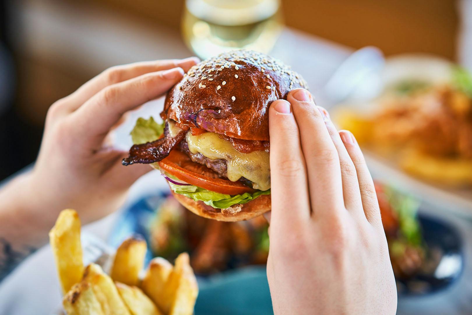 The Niblick Restaurant & Bar