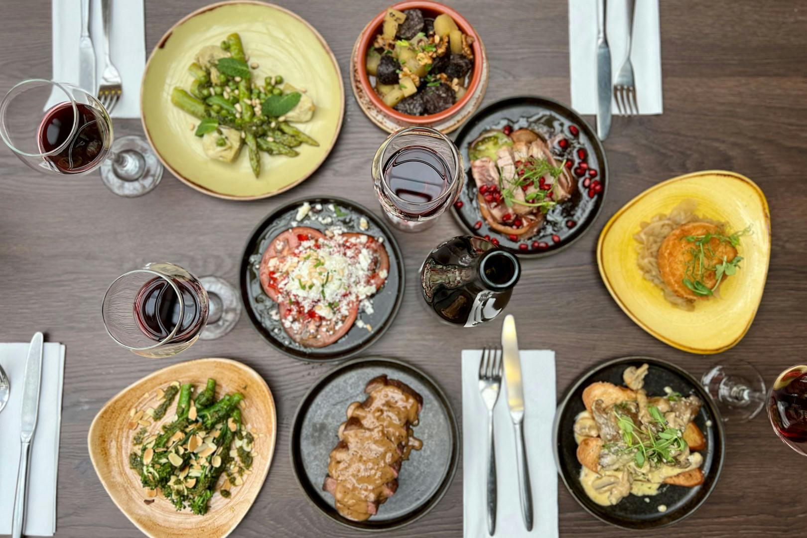 Barca Tapas & Cava Bar