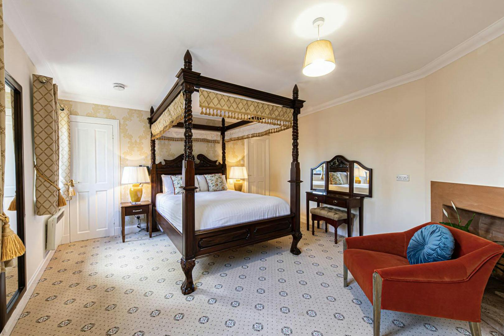 4* Atholl Palace Lodges