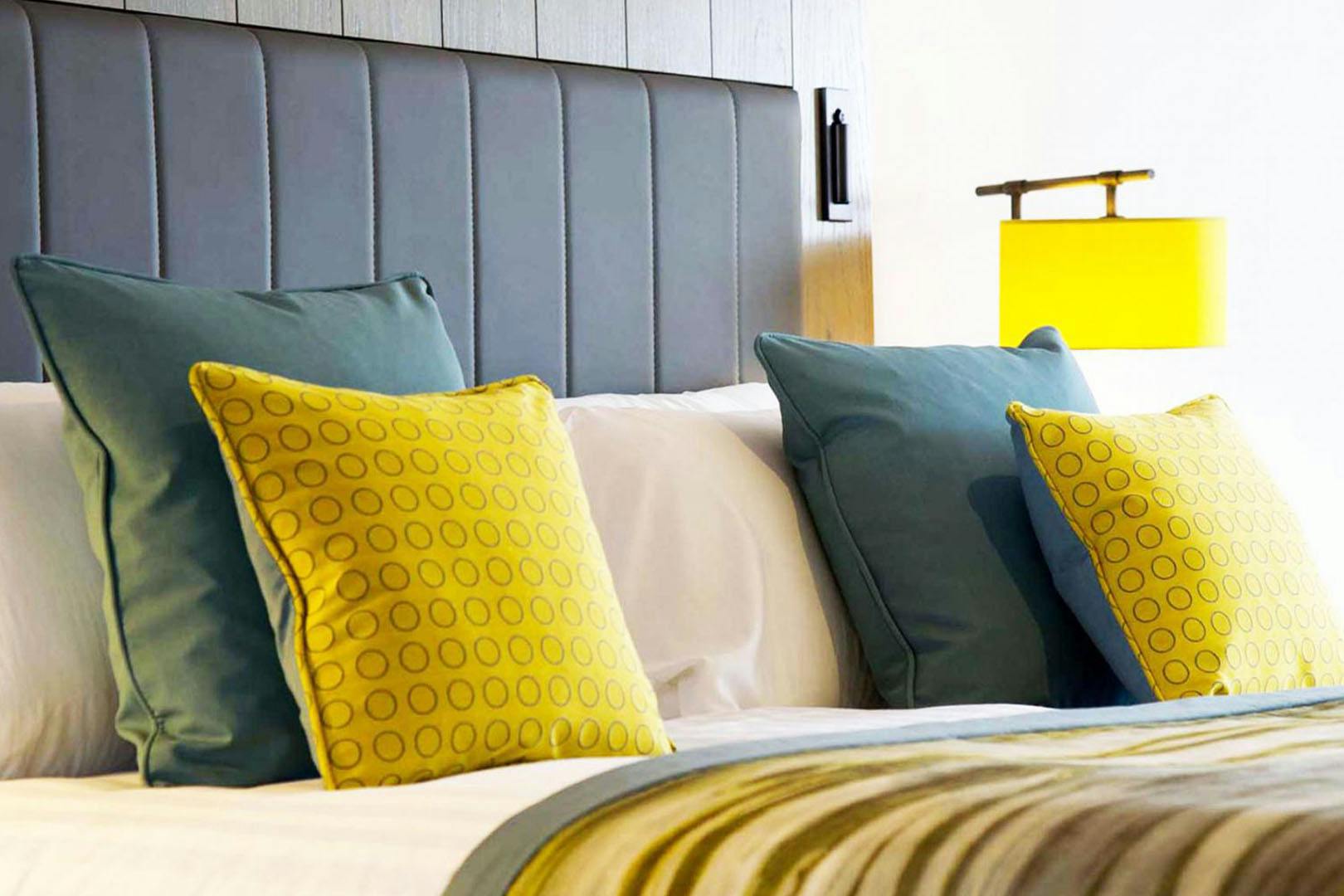 4* The Waterside Hotel 